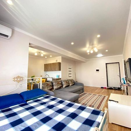 Medinahotelkz, #54, Вид На Закат, До Арбата 15 Мин Пешком, Halal Almaty Bagian luar foto